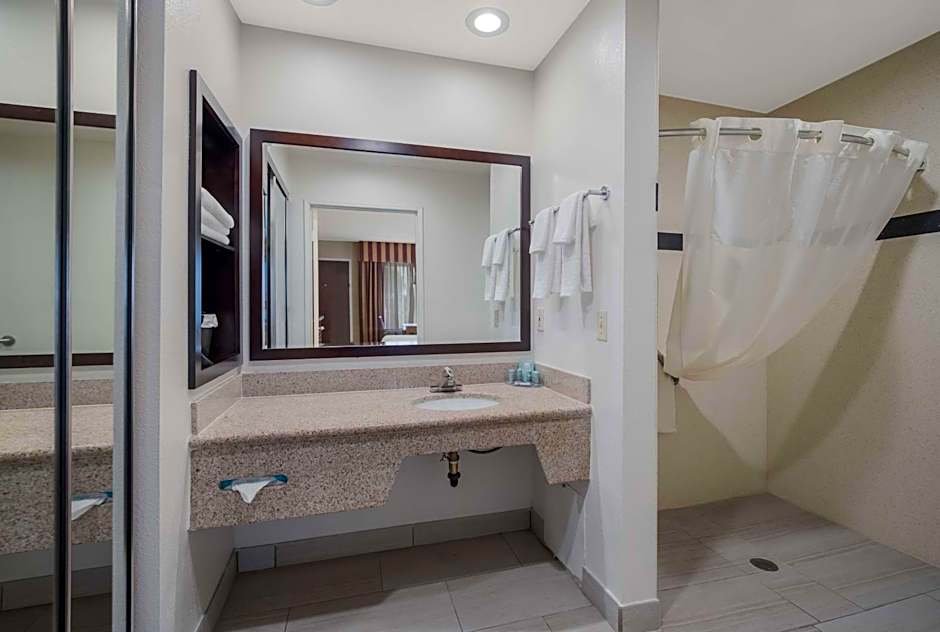 Best Western Norwalk Inn