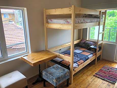 Bed in 6-Bed Dormitory Room