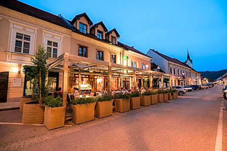 Splavar Rooms