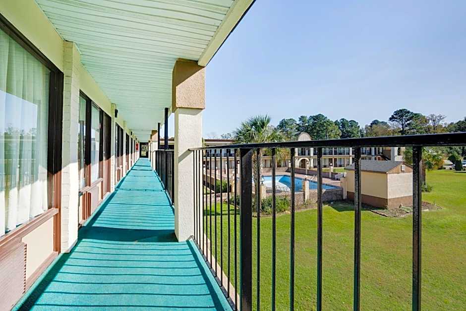 OYO Hotel Wade/Fayetteville I-95 South