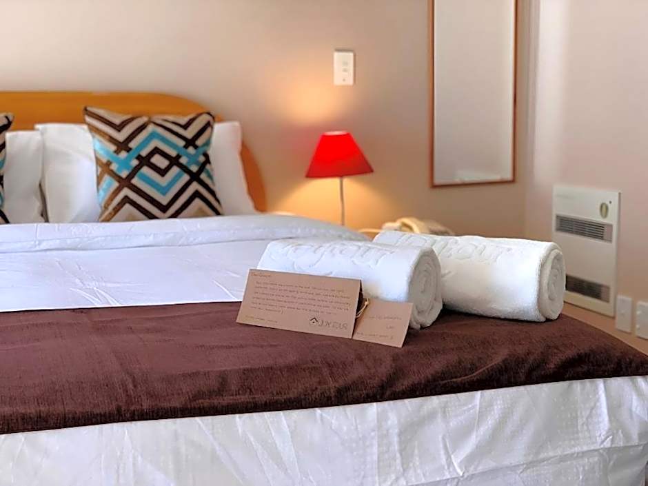 ASURE Bush Inn Court Motel