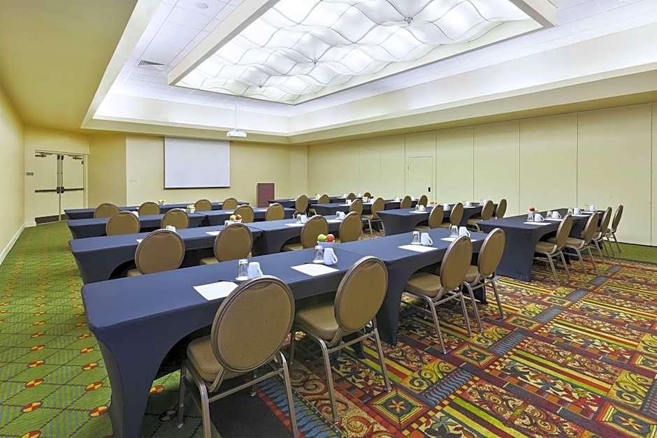 DoubleTree by Hilton Holland