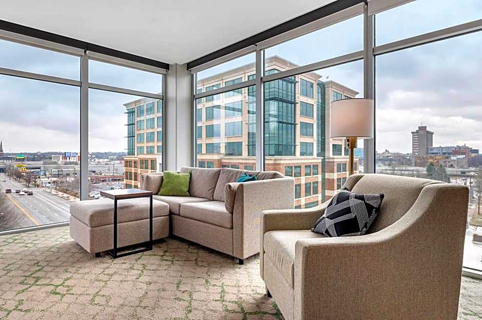 Cambria Hotel Louisville Downtown-Whiskey Row