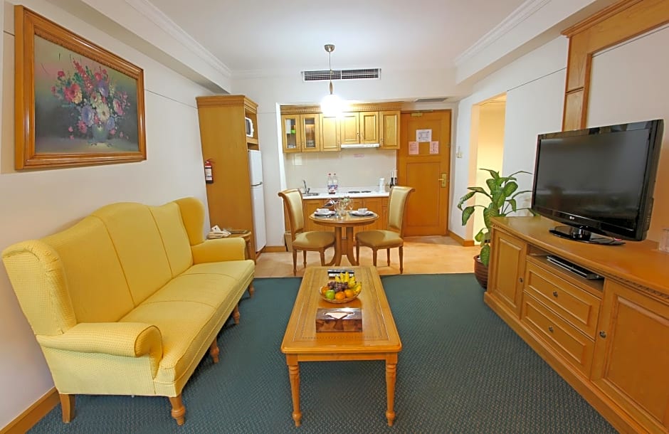 Harmoni Suites Hotel