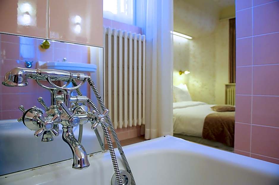 Le Berger Hotel