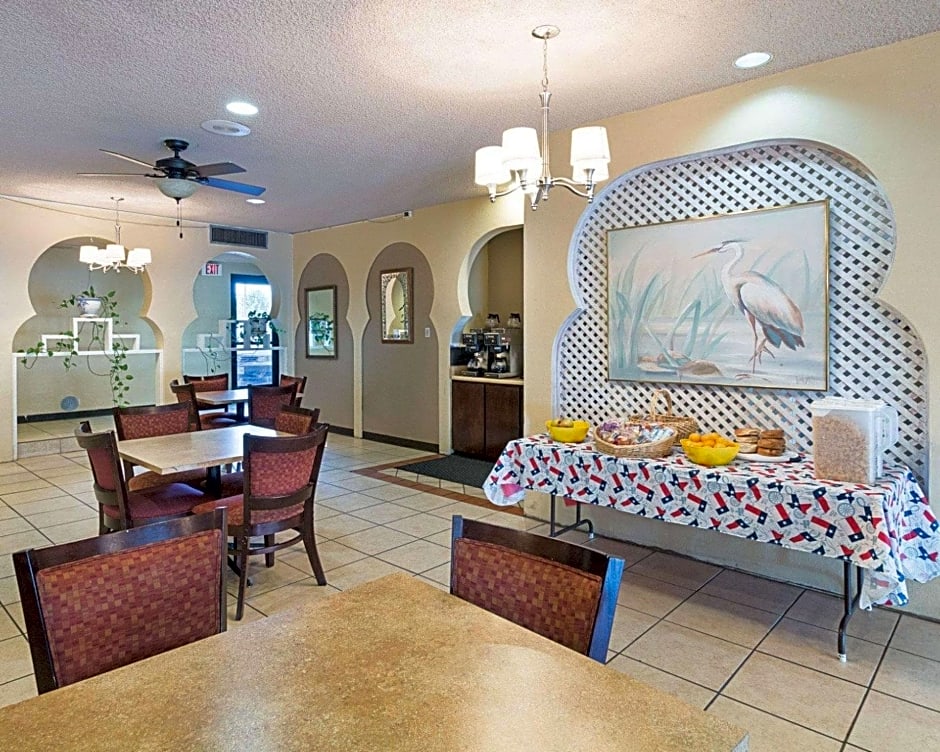 Econo Lodge San Angelo – San Angelo, TX