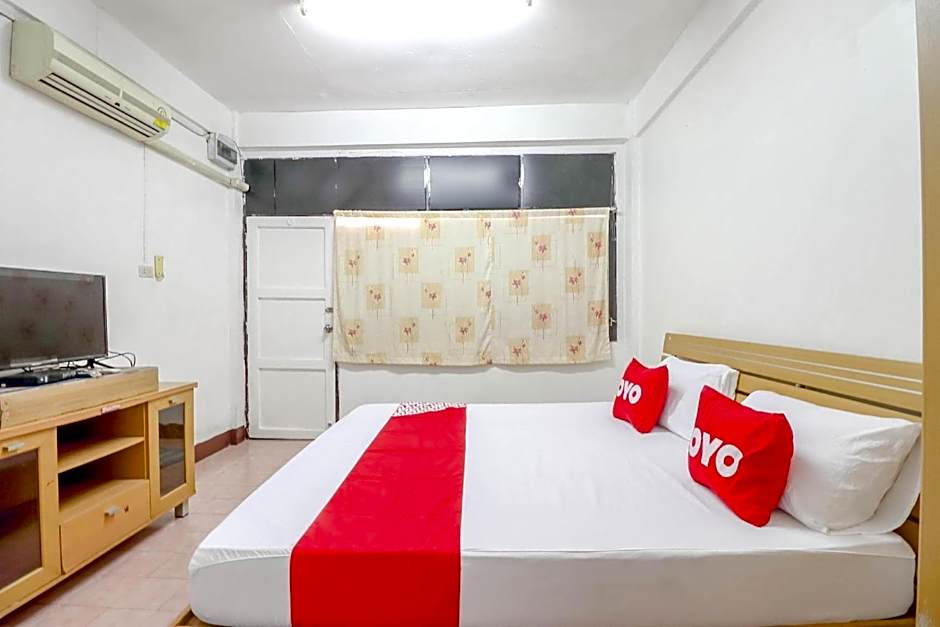 OYO 525 MRT Phetkasem 48-1 Place