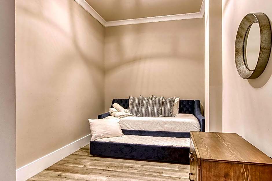New Hotel Collection Smoky Mountains