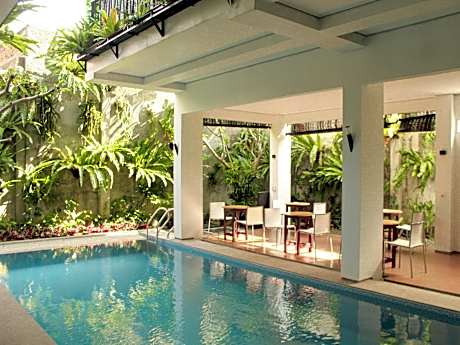 Rion Hostel Bogor