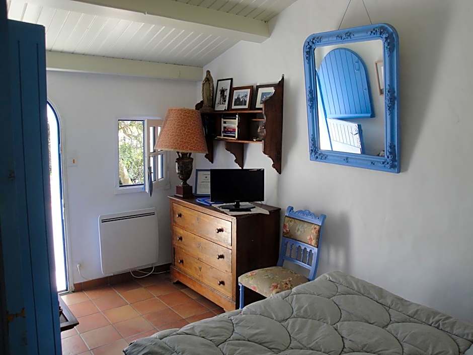 Le Buzet Bleu Bed & Breakfast