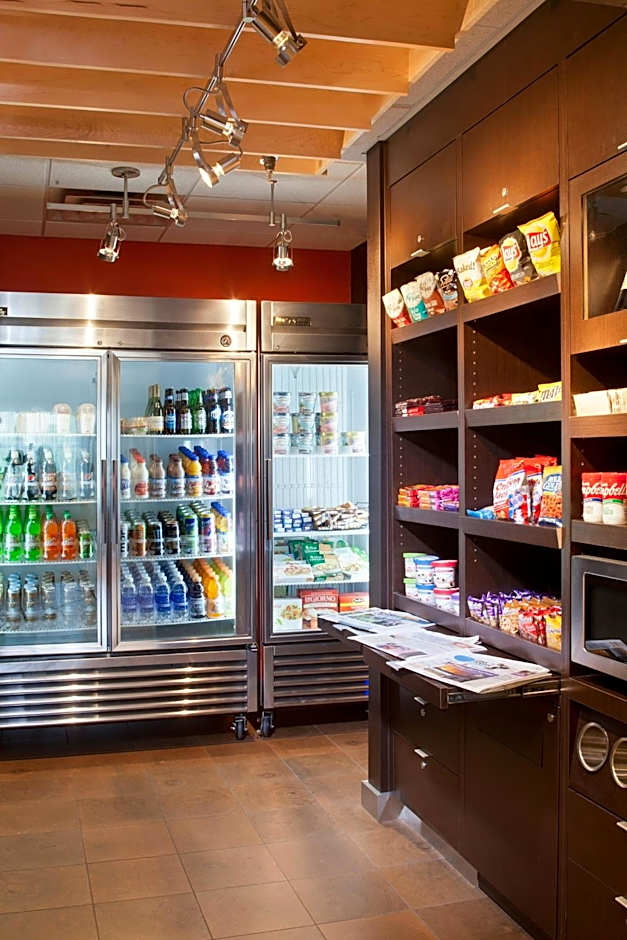 Courtyard by Marriott Pueblo Downtown