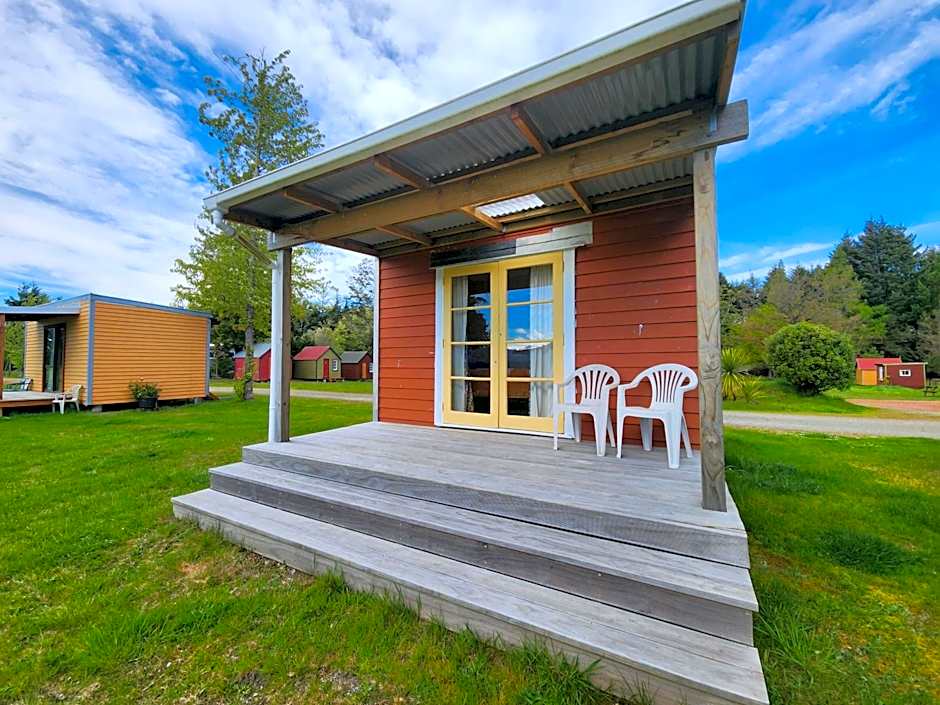 Manapouri Holiday Park