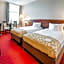 Grand Royal Hotel