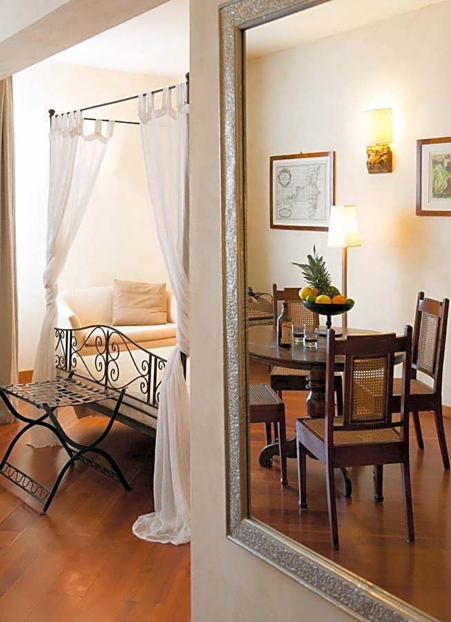 Cosmo Hotel Torri