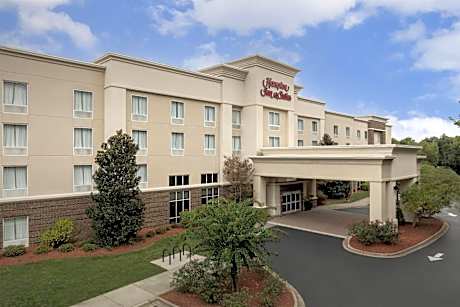Hampton Inn By Hilton And Suites Charlotte Huntersville