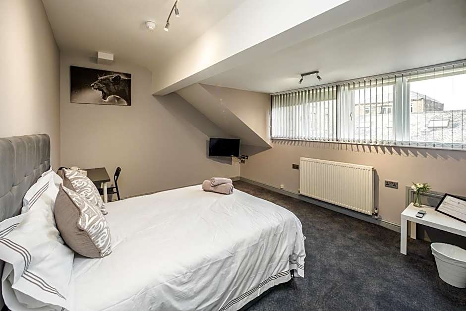 Huddersfield Central Lodge