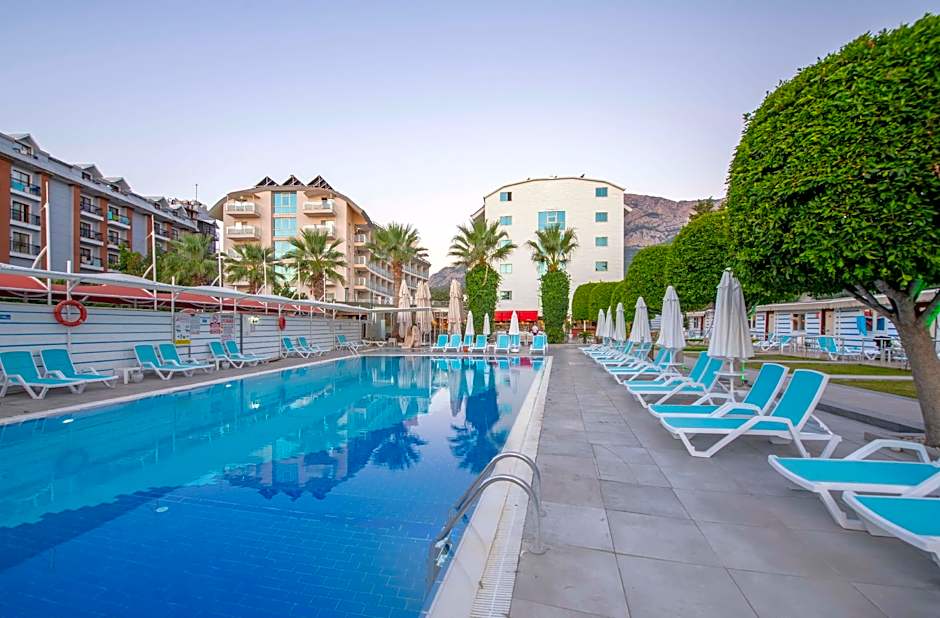 Armas Beach Hotel