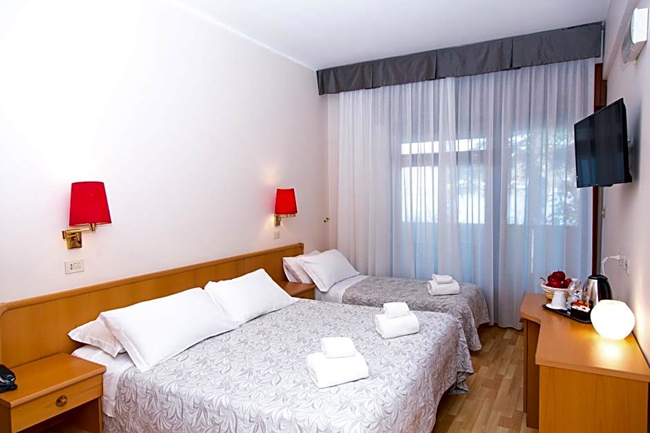 Hotel Chalet del Lago