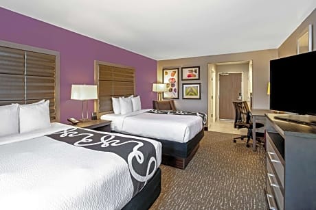 2 Queen Beds Mobility Accessible Room