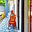 Shekinah Homestay & Cafe Waikabubak RedPartner