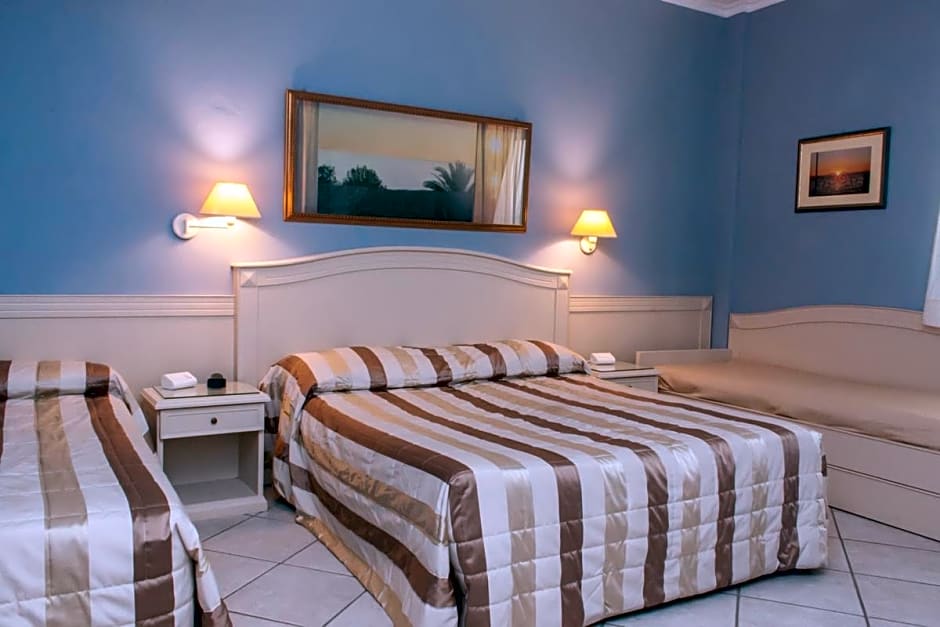 Photo 1 of 5 of Triple Room