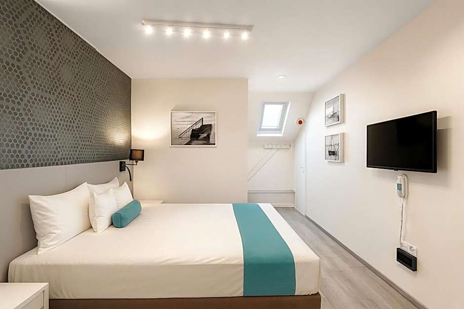 Hotel Mika Downtown