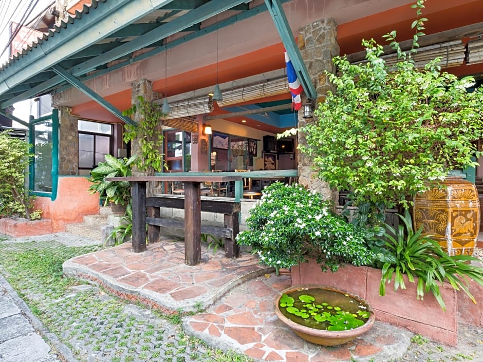 Casa Brazil Homestay & Gallery