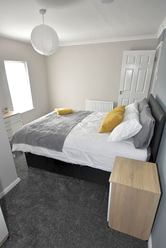 Townhouse @ 32 Penkhull New Road Stoke