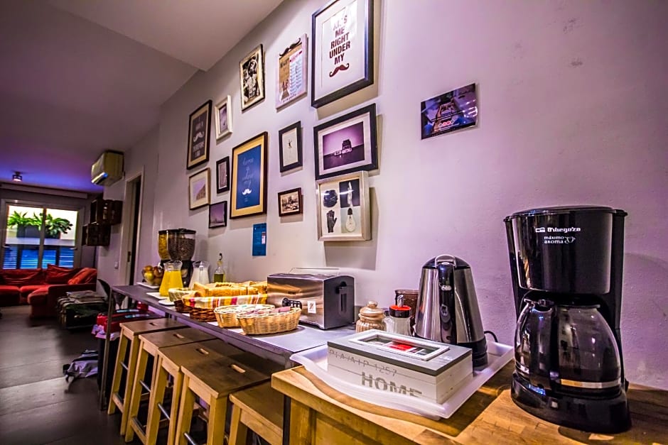 Don Moustache Boutique Hostel