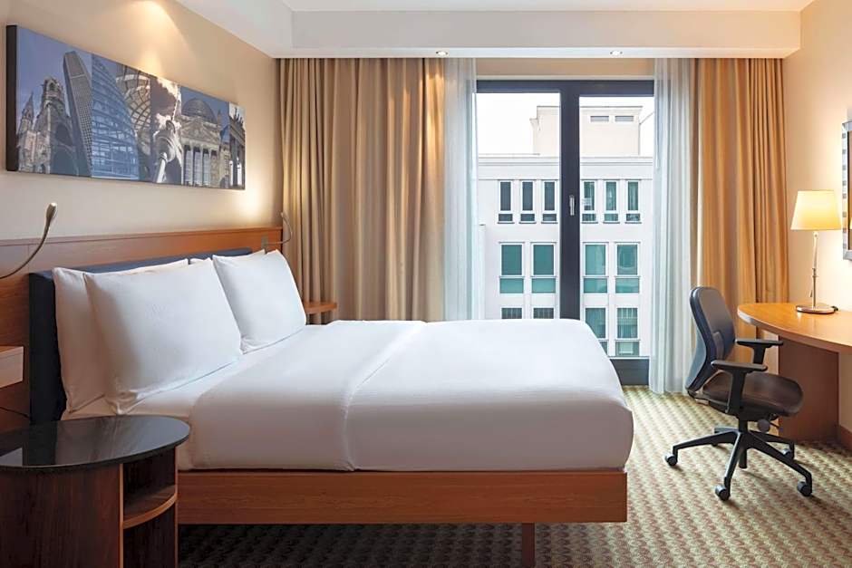 Hampton By Hilton Berlin City West