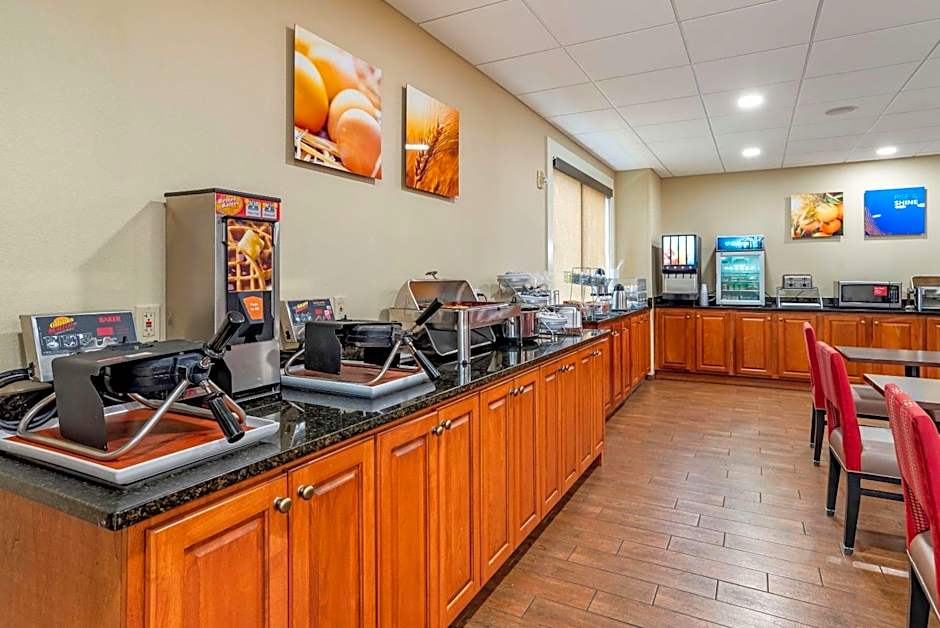 Comfort Suites At Eglin Air Force Base