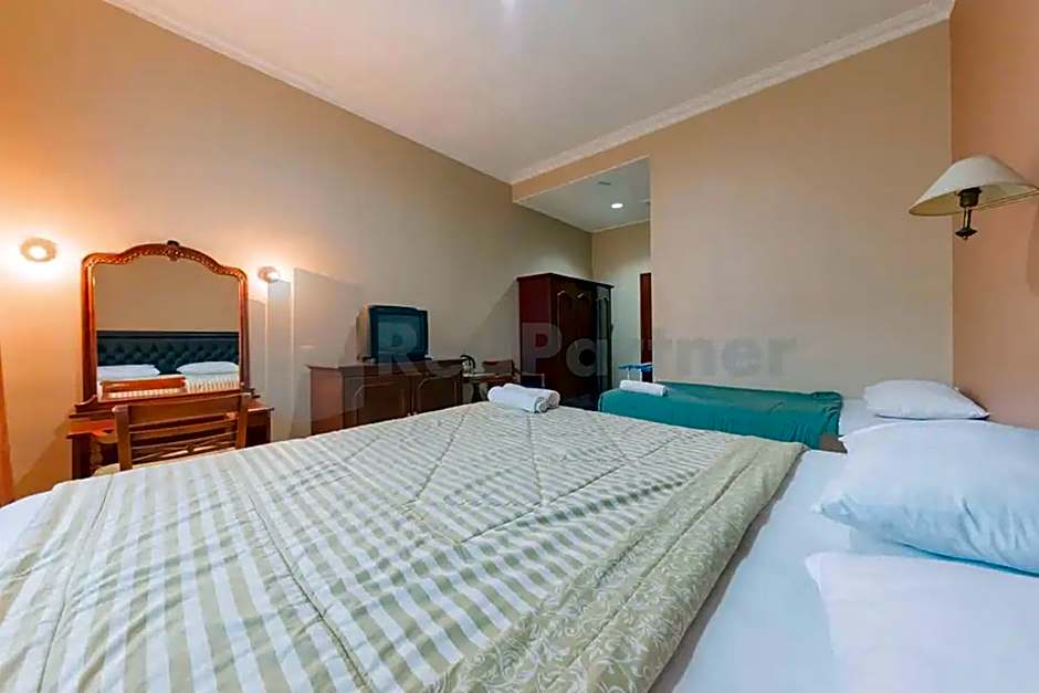 Hotel Ayong Linggarjati Kuningan Mitra RedDoorz