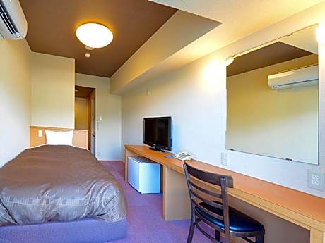 Economy Semi-Double Room, Shower Only, Non-Smoking