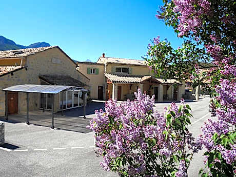 L'Oustaou Castellane