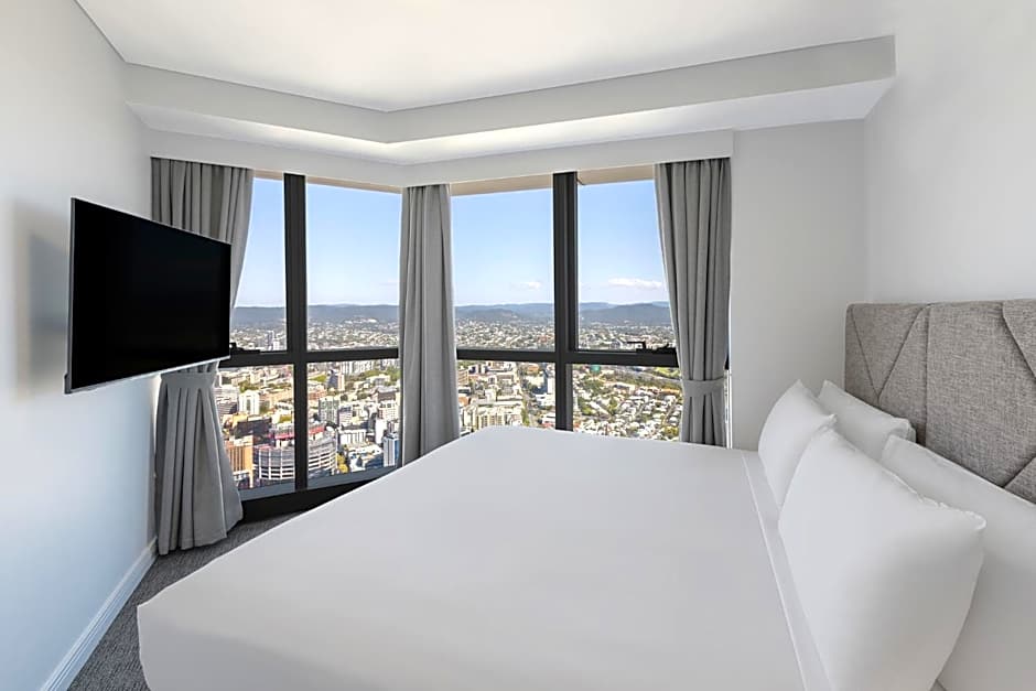 Meriton Suites Adelaide Street, Brisbane