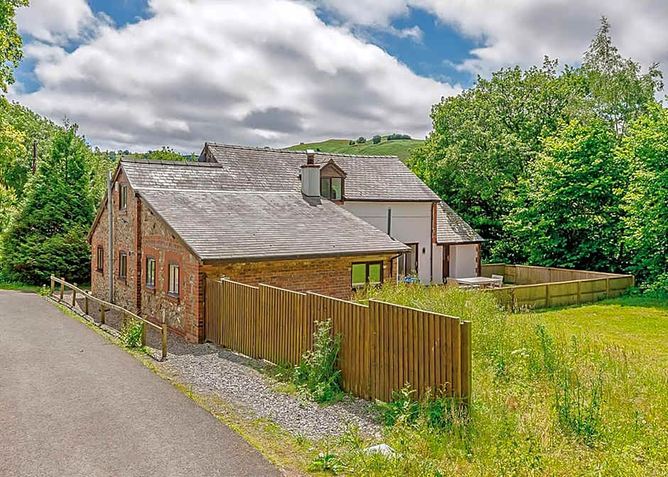 Penvale Lakes Lodges