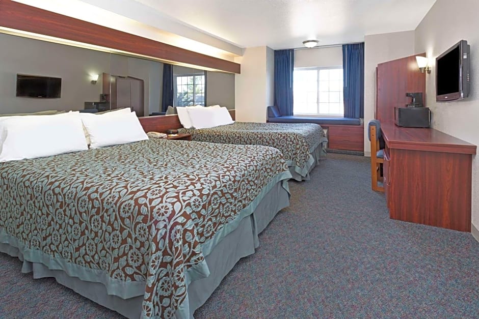 Days Inn by Wyndham Greeley