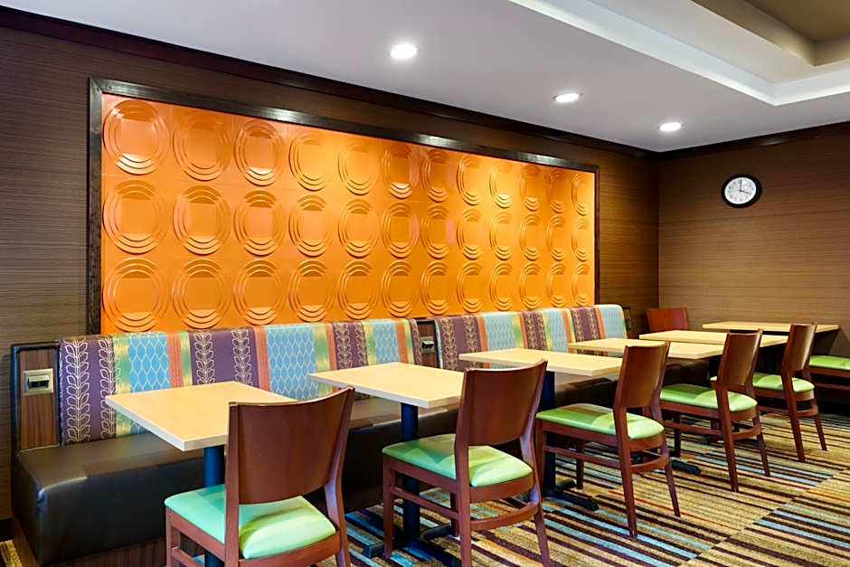 Fairfield Inn by Marriott Lexington Park Patuxent River Naval Air Station