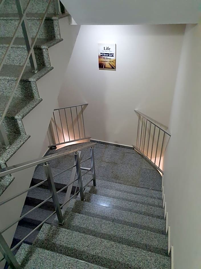 Family Hotel Novel City