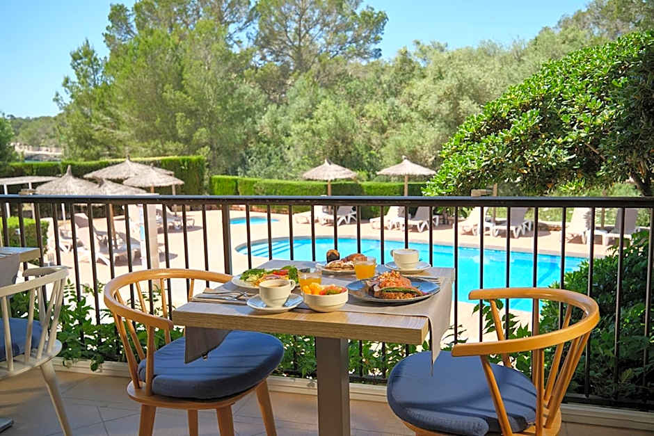 Hotel Playa Mondragó