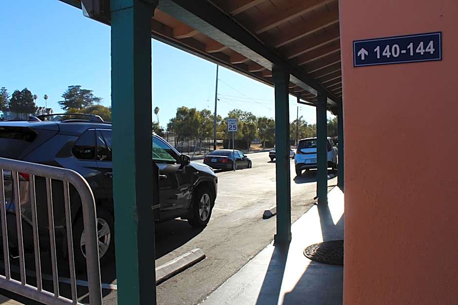 Riverside Inn & Suites Santa Cruz