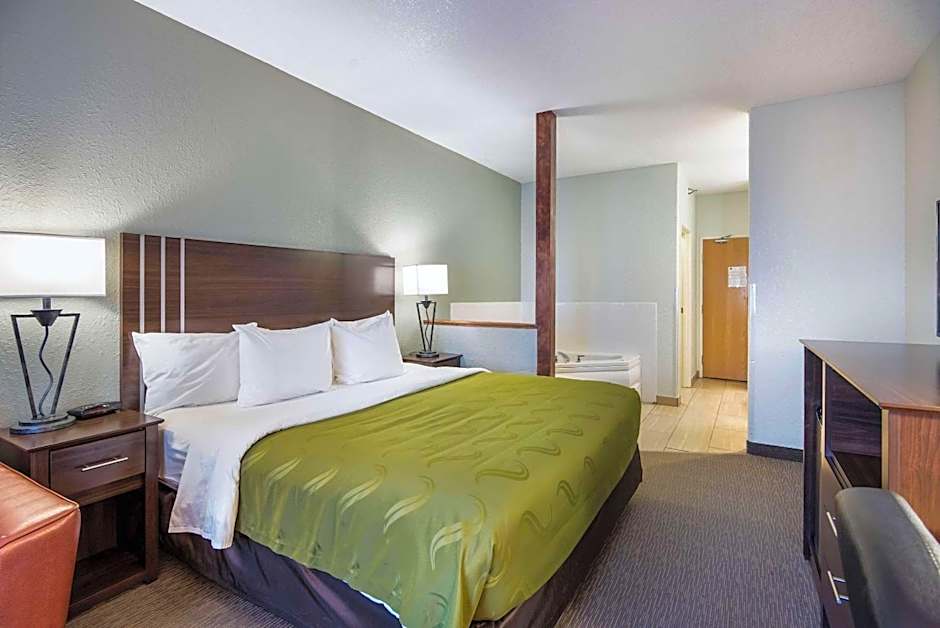 Quality Inn & Suites Pueblo West