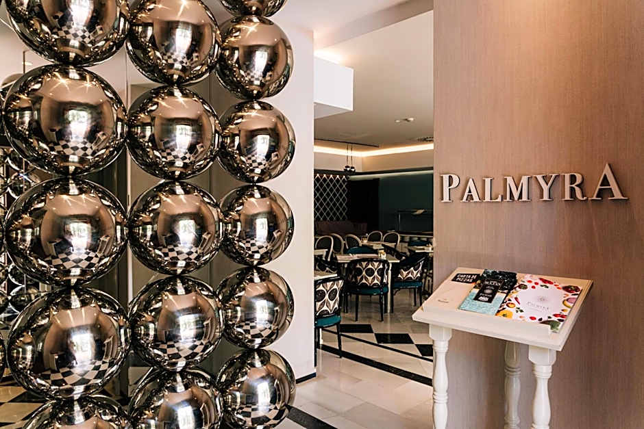 Aparthotel Monarque Sult