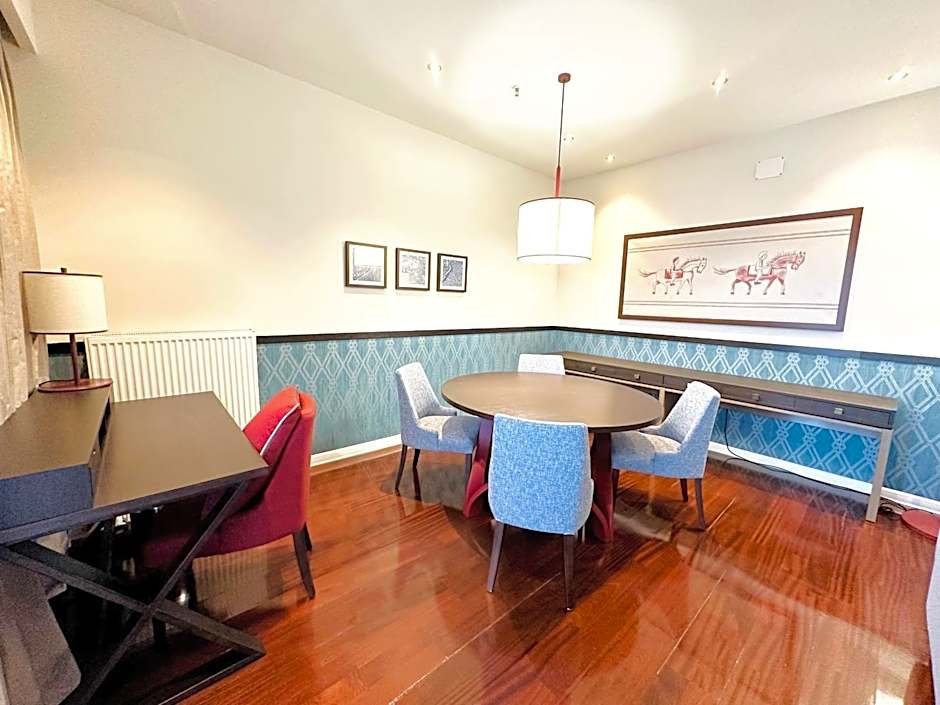 Somerset City Centre Atyrau