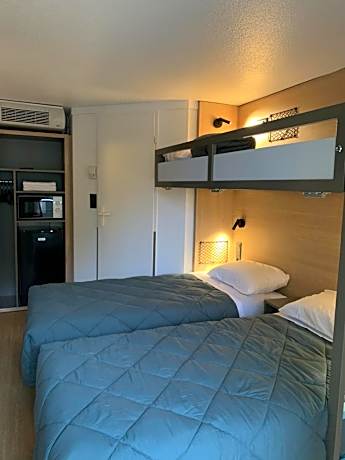 Standard Room - 3 Single Beds