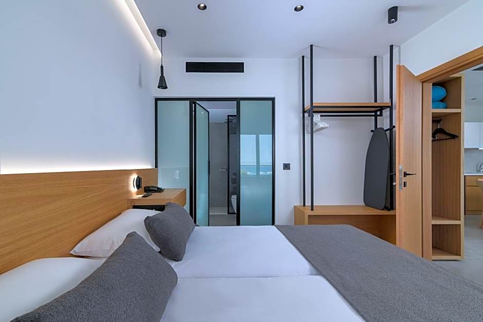 Photo 1 of 7 of Superior Apartment, Sea View