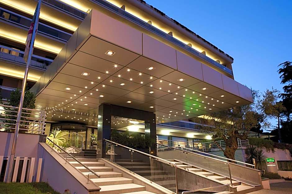 Courtyard by Marriott Rome Central Park