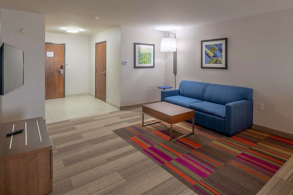 Holiday Inn Express & Suites N Waco Area - West By IHG