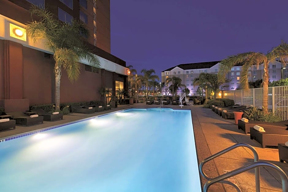 Embassy Suites by Hilton Anaheim South