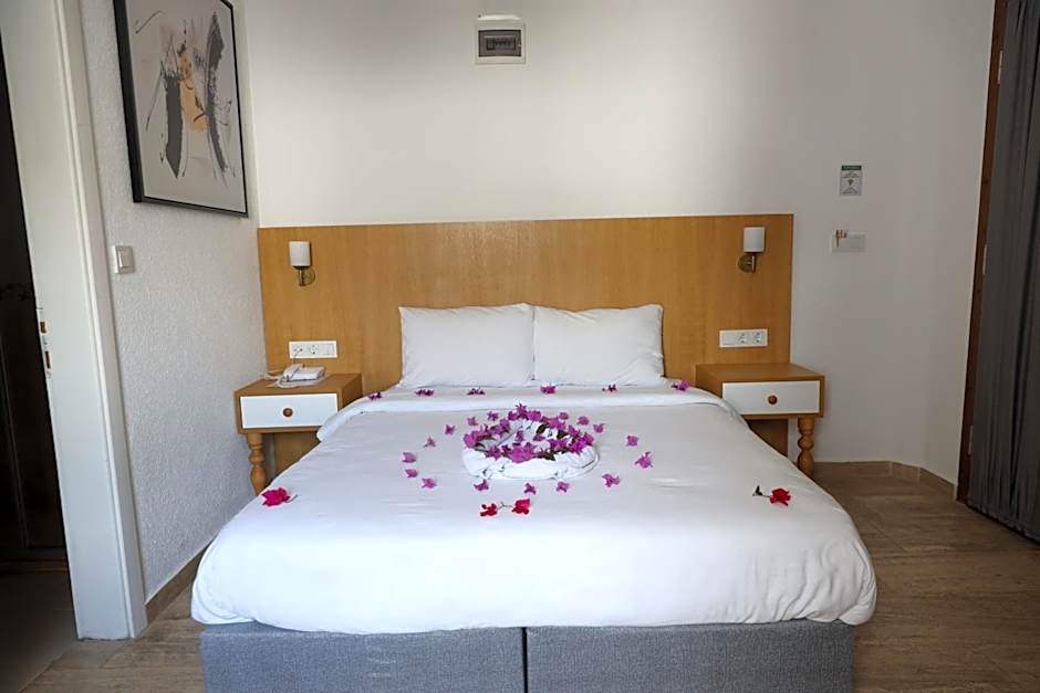 Eden Hotel
